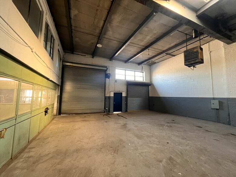 More Photos Of 945-975 Close Ave, Bronx Distribution For Lease