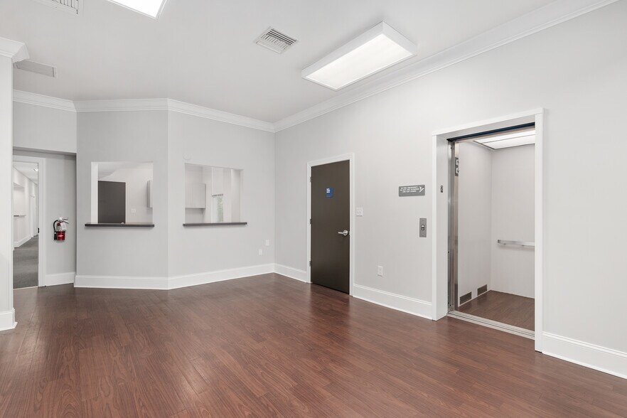 More Photos Of 1014 NW 57th St, Gainesville Medical For Lease