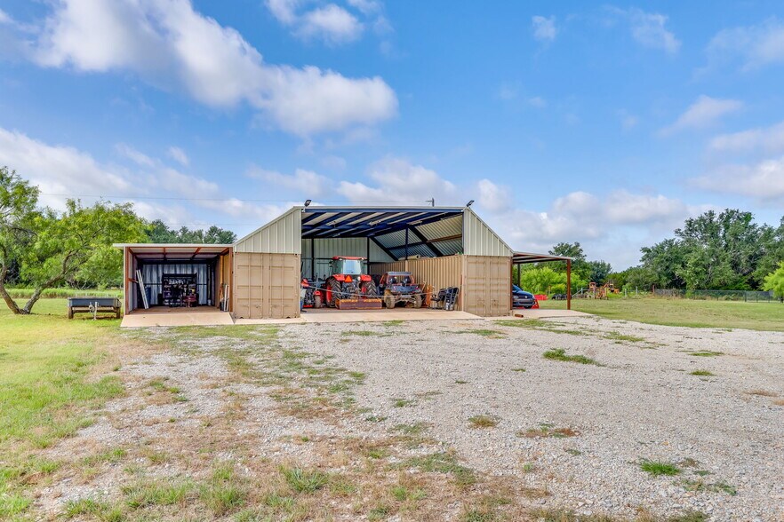 More Photos Of 538 FM 52, Graford Land For Sale