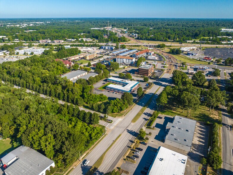 More Photos Of 1288 Sycamore View Rd, Memphis Medical For Sale