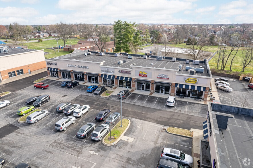 More Photos Of 2809 N Hurstbourne Pky, Louisville Freestanding For Lease