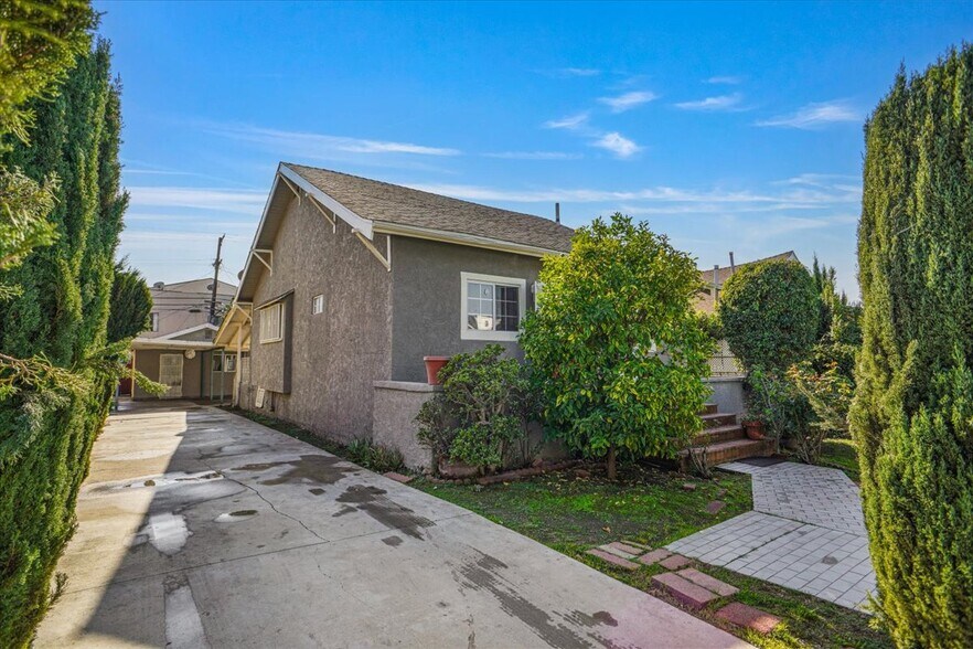 More Photos Of 5552 Barton Ave, Los Angeles Land For Sale