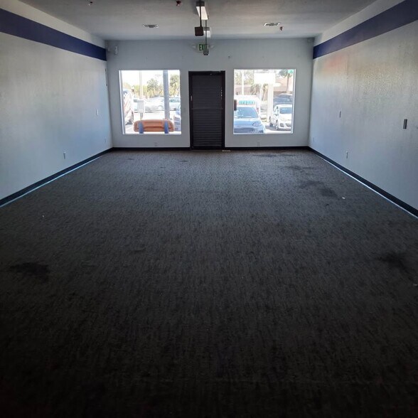 More Photos Of 2205-2221 Tamiami Trl, Port Charlotte Freestanding For Lease