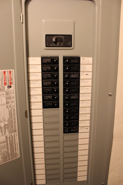 More Photos Of 1521 Randolph Rd, Janesville Medical For Lease