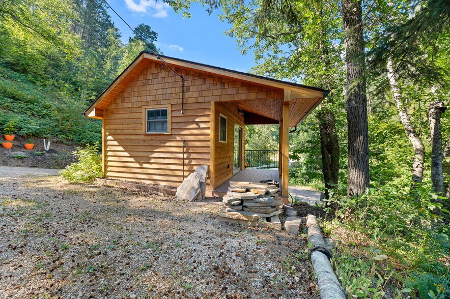 More Photos Of 10888 Rimrock Pl, Spearfish Hotel For Sale