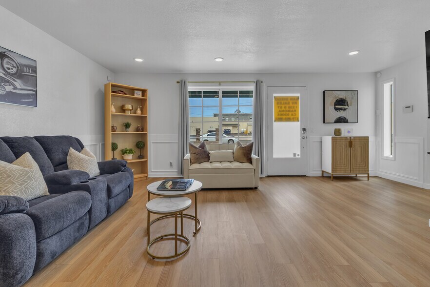 More Photos Of 1338 D St, Ramona Office For Sale