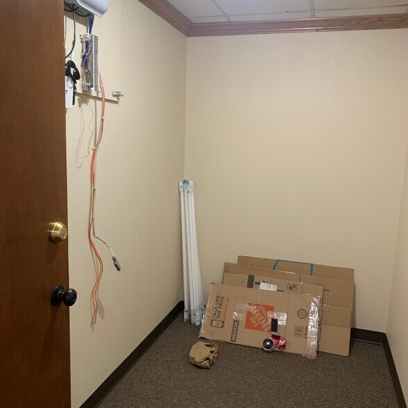 More Photos Of 8524 S Western Ave, Oklahoma City Medical For Sale