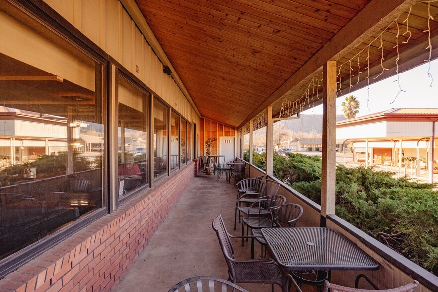 More Photos Of 5159 CA-140, Mariposa General Retail For Sale