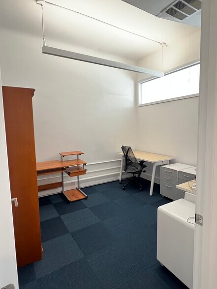More Photos Of 321 Broadway, New York Land For Lease