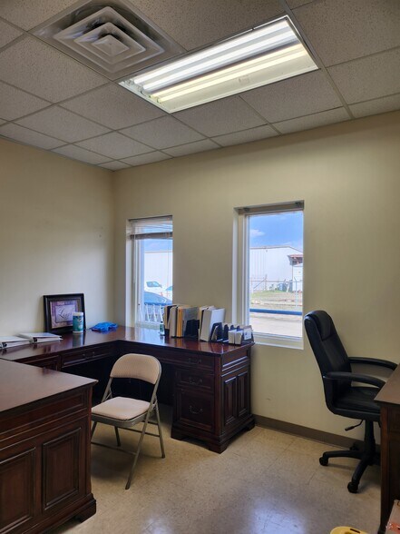 More Photos Of 712-722 Oliver Rd, Montgomery Light Distribution For Sale
