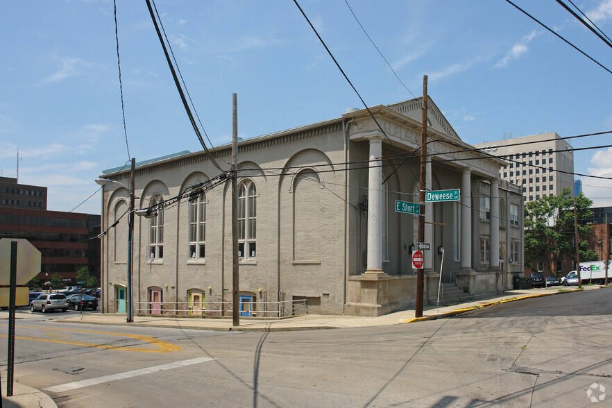 Primary Photo Of 266 E Short St, Lexington Religious Facility For Sale