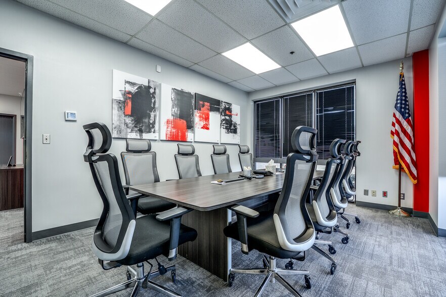 More Photos Of 20701 E 81st St, Broken Arrow Manufacturing For Sale