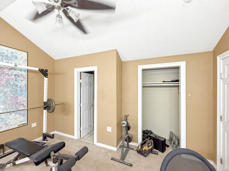 More Photos Of 2915 Skyview Dr, Wylie Service For Sale