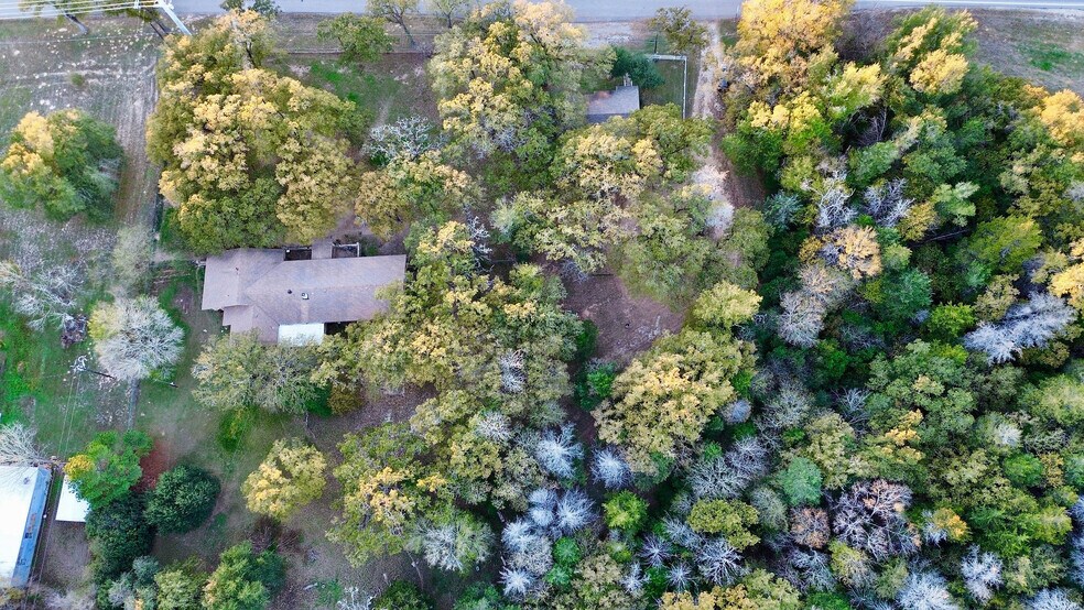 More Photos Of 9278 N Highway 77, Lexington Flex For Sale