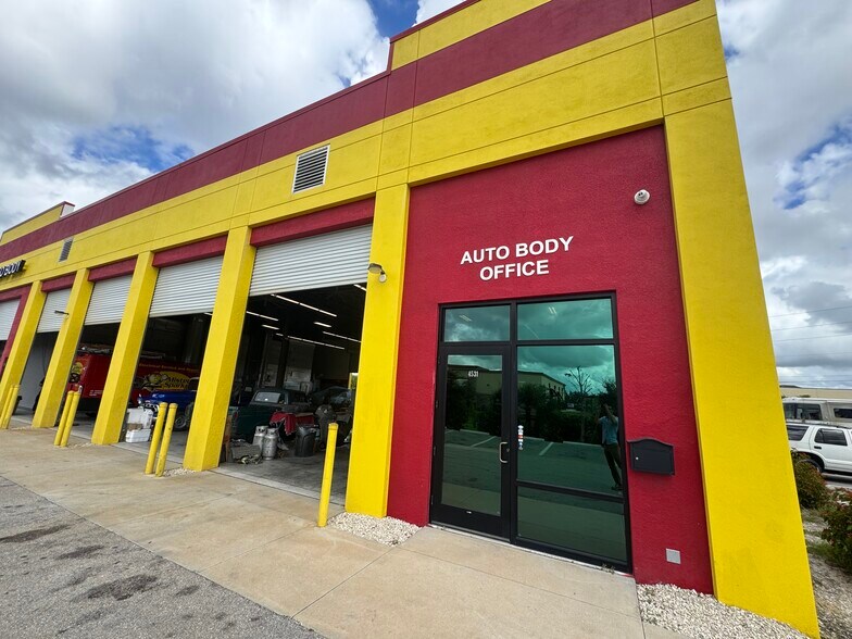 More Photos Of S. Cleveland Avenue, Fort Myers Industrial For Lease