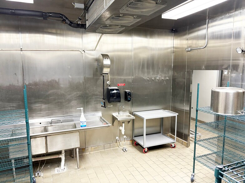 More Photos Of 2767 Clydo Rd, Jacksonville Industrial For Sale