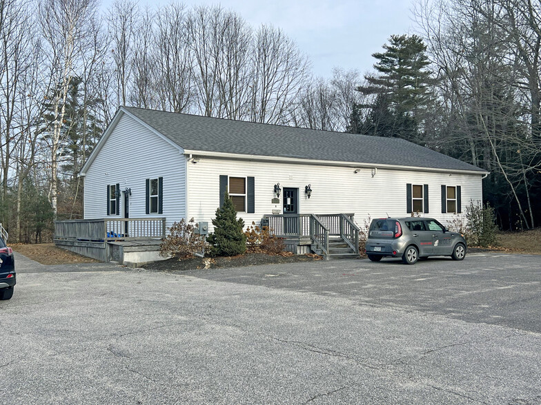 Primary Photo Of 1389 Bridgton Rd, Westbrook Office For Lease