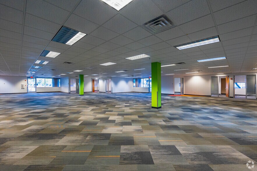 More Photos Of 8700 S Price Rd, Tempe Office For Lease