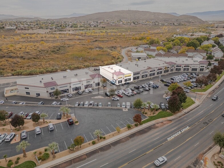 More Photos Of 476 E Riverside Dr, Saint George General Retail For Lease