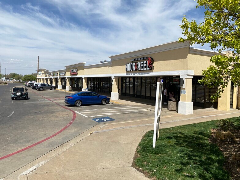 More Photos Of 5807-5809 W 45th Ave, Amarillo Unknown For Lease