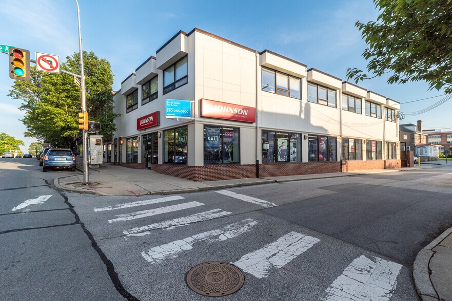 More Photos Of 850 W Lancaster Ave, Bryn Mawr Storefront Retail Office For Lease