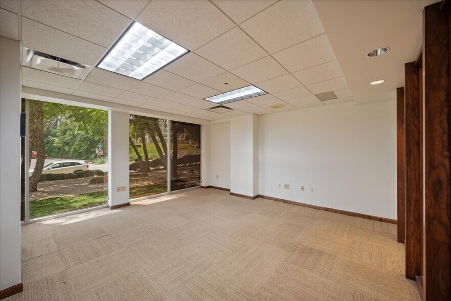 More Photos Of 600 E 8th St, Kansas City Apartments For Sale