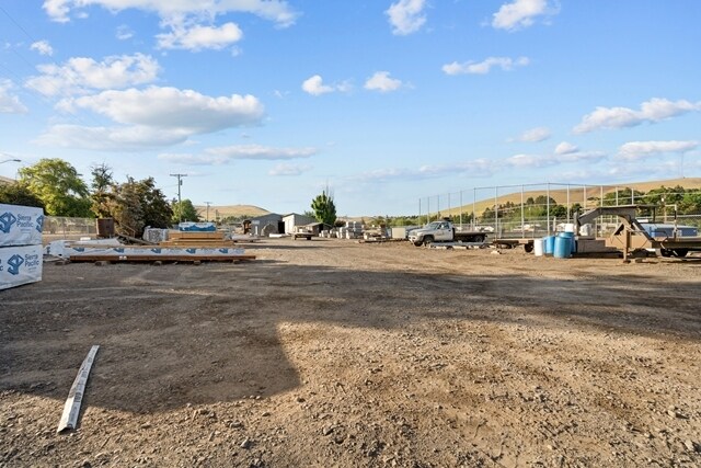 More Photos Of 424 W Linden Way, Heppner Storefront For Sale