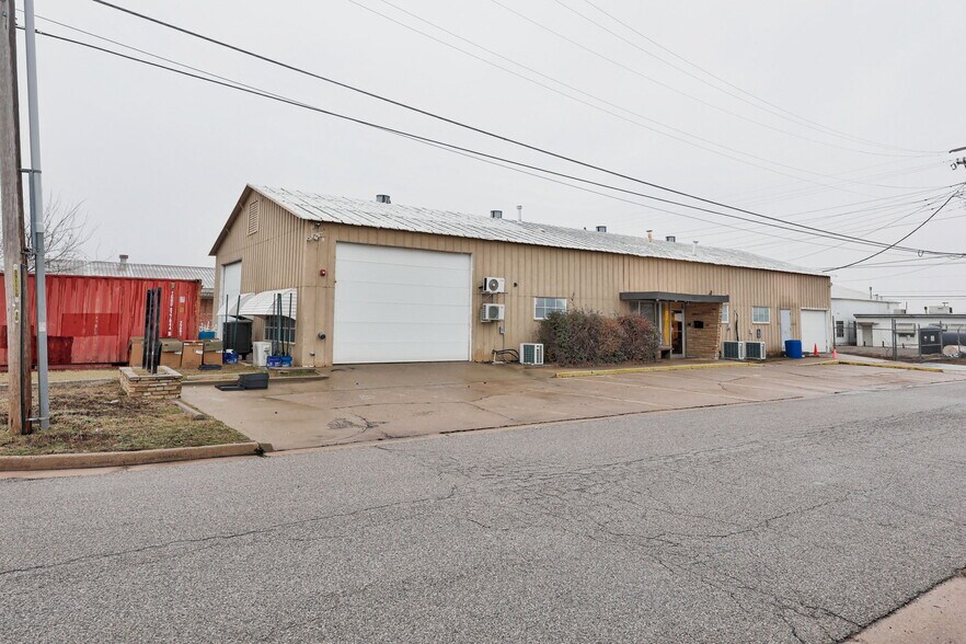 More Photos Of 3003 N Oklahoma Ave, Oklahoma City Manufacturing For Sale