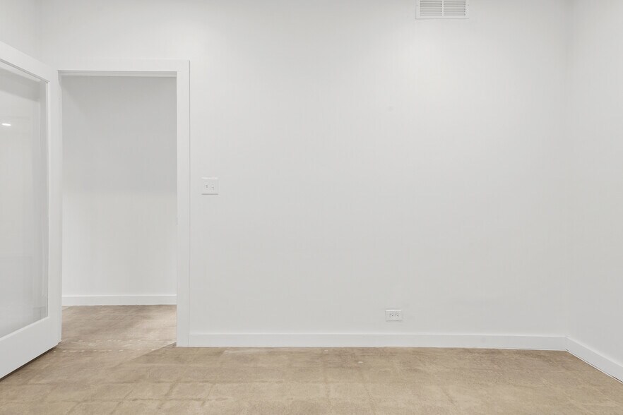 More Photos Of 1625 S Boston Ave, Tulsa Office For Sale