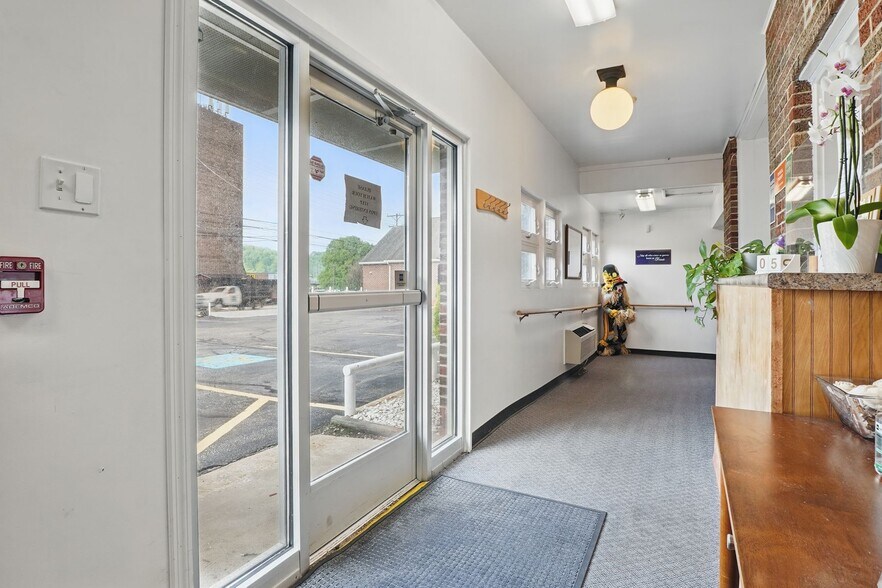 More Photos Of 507 Pittsburgh St, Springdale Rehabilitation Center For Sale