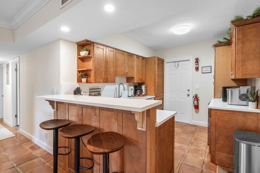 More Photos Of 615-617 NE 9th Ave, Fort Lauderdale Apartments For Sale