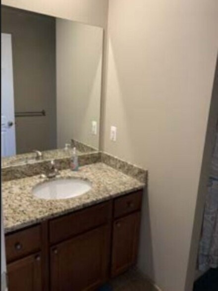 More Photos Of 1308 E Gaylord St, Mount Pleasant Apartments For Sale
