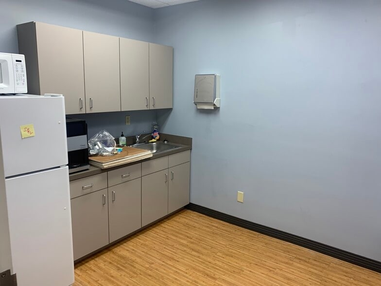 More Photos Of 668-670 N Orlando Ave, Maitland Office For Sale