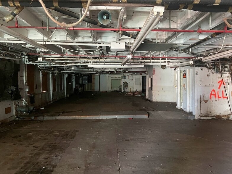 More Photos Of 82 S Main St, Concord Freestanding For Sale