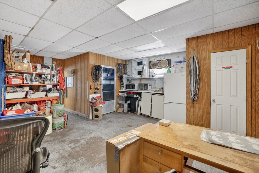 More Photos Of 3928 SW 12th Ct, Fort Lauderdale Manufacturing For Sale