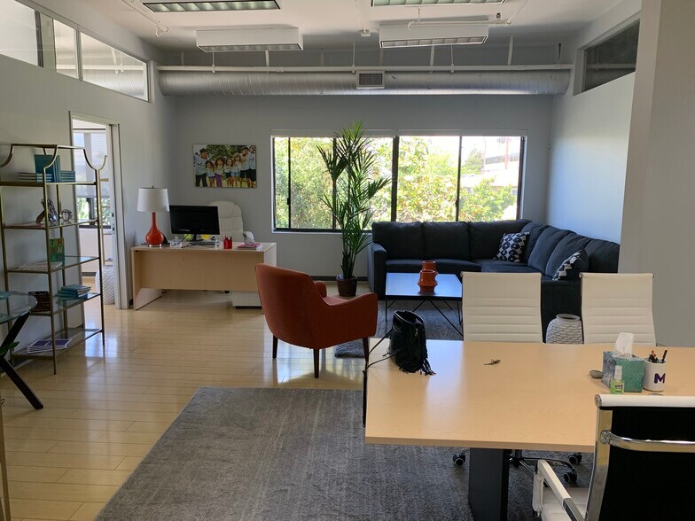 More Photos Of 1438-1444 9th St, Santa Monica Loft Creative Space For Sale