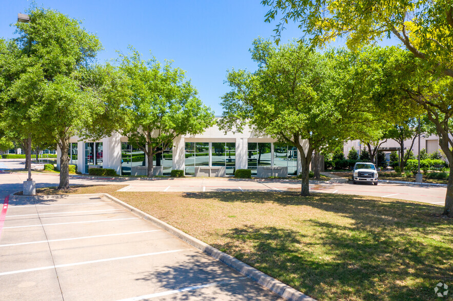 Primary Photo Of 2240 Campbell Creek Blvd, Richardson Office For Lease