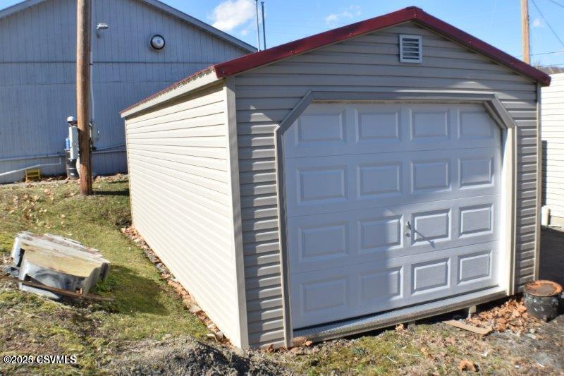 More Photos Of 36 Elysburg Rd, Riverside Restaurant For Sale