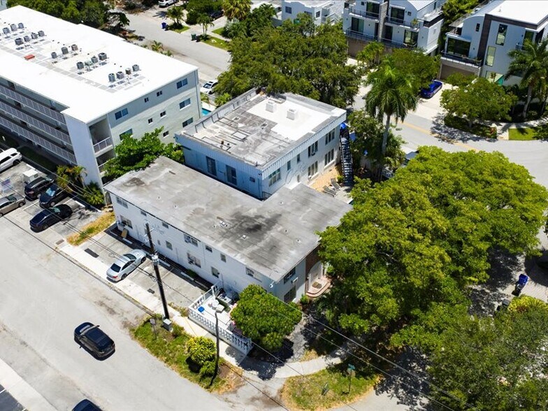 More Photos Of 105 NE 16th Ter, Fort Lauderdale Apartments For Sale