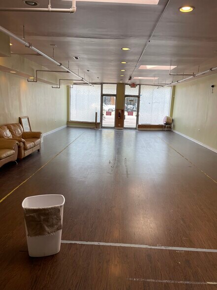 More Photos Of 6015-6049 Dempster St, Morton Grove Storefront Retail Office For Sale