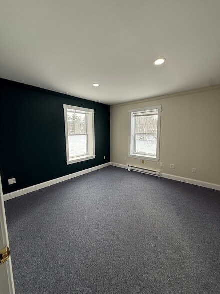More Photos Of 40 Canal St, Lancaster Office For Lease