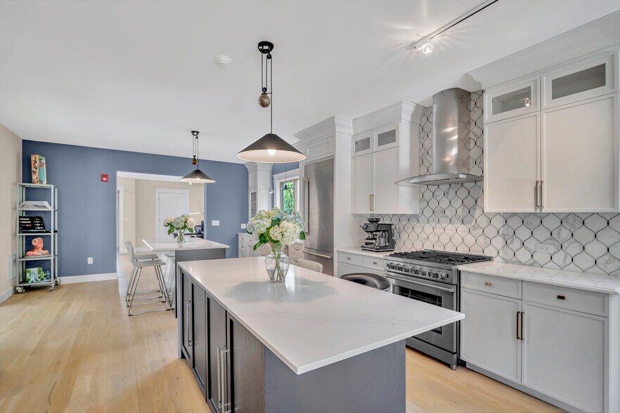 More Photos Of 131 Main St, White House Station Office Residential For Sale