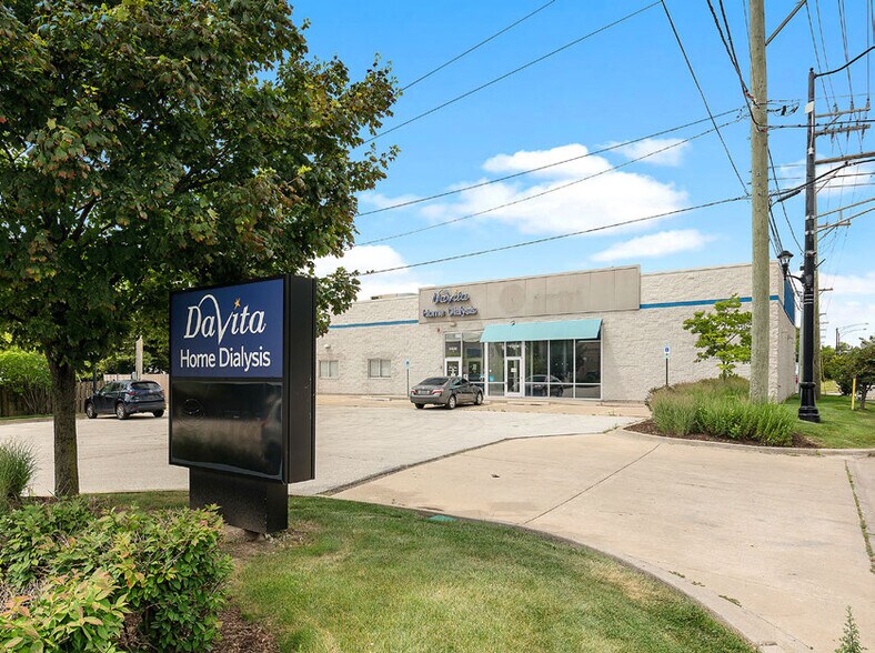 More Photos Of 11500 S Pulaski Rd, Alsip Storefront Retail Office For Sale