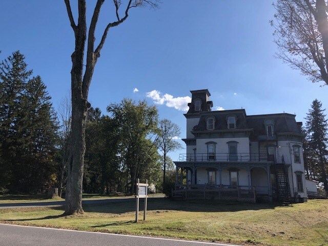 More Photos Of 8196 Green Rd, Hubbardsville Apartments For Sale