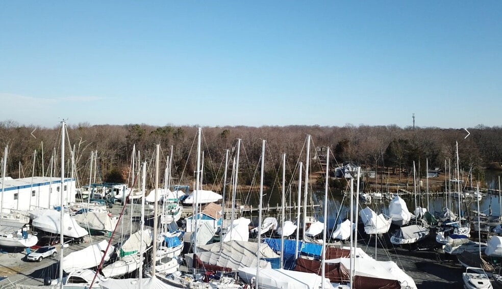 More Photos Of 4079 Cadle Creek Rd, Mayo Marina For Sale