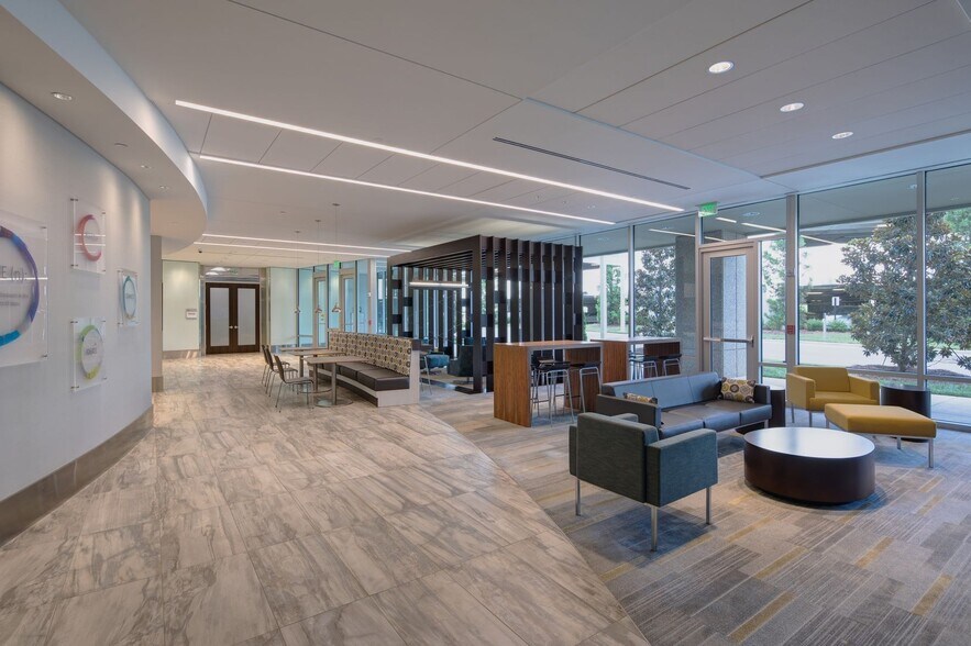 More Photos Of 4131 Parklake Ave, Raleigh Office For Lease