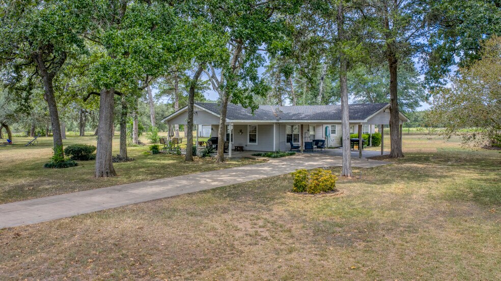 More Photos Of 1440-A TX-237, Round Top Flex For Sale