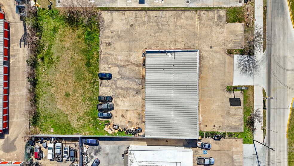 More Photos Of 2343 S Kirkwood Rd, Houston Auto Repair For Sale