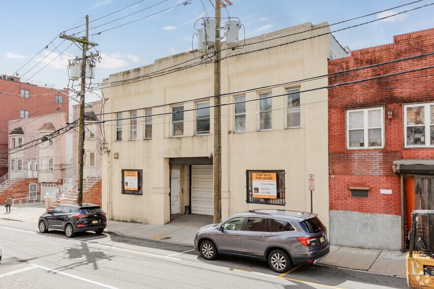 More Photos Of 117-119 36th St, Union City Warehouse For Sale