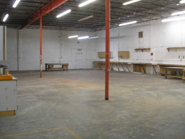 More Photos Of 5431 NW 15th St, Margate Service For Lease